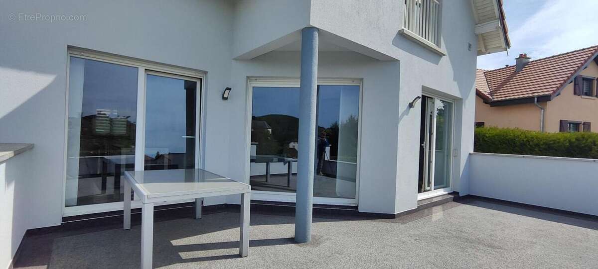 Grande propriété moderne avec piscine - photo 8