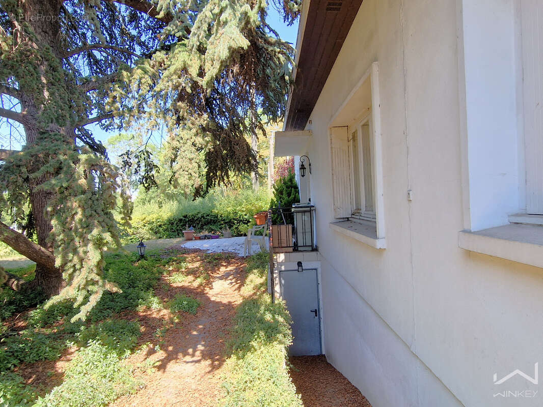 Maison terrain 469m2 avec un gros potentiel - photo 15