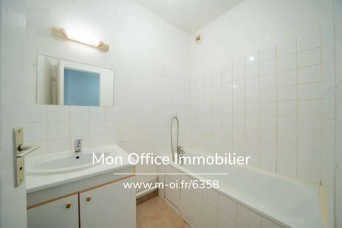 Appartement à MARSEILLE-2E