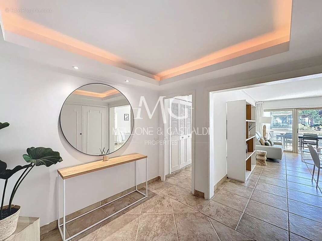 Appartement à CANNES