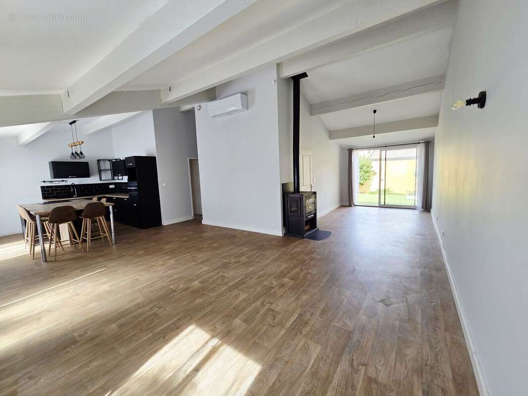 Maison 148 m² à Mirepeisset  - photo 4