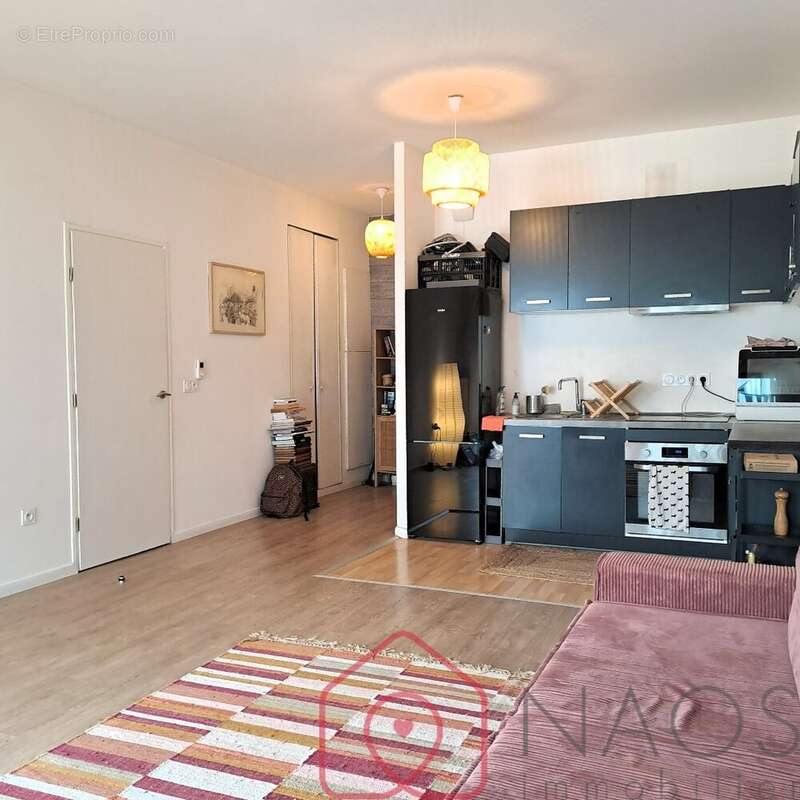 Appartement à L'ILE-SAINT-DENIS