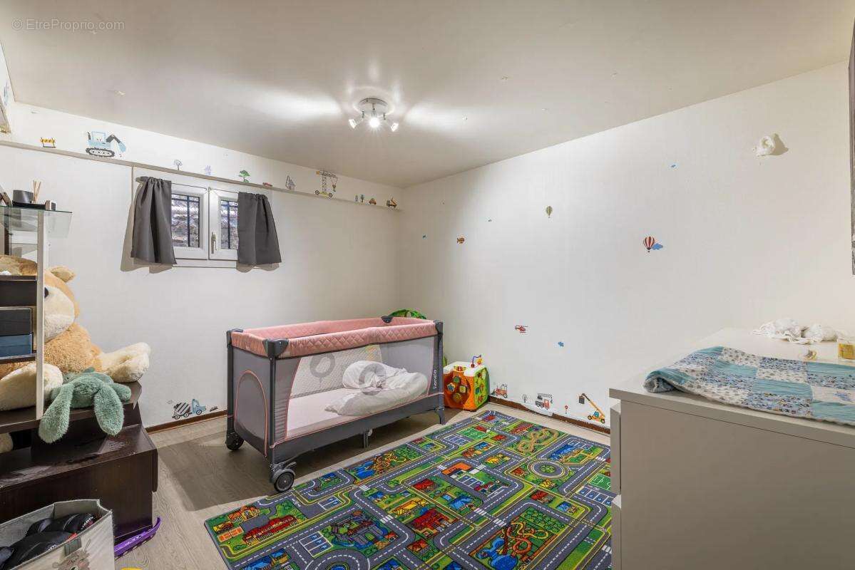 Maison à COMBS-LA-VILLE