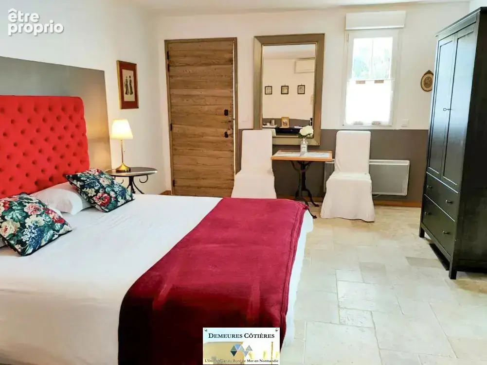 Propriete familiale et touristique de charme a 10 minutes de FECAMP - parc 8000 m2 - piscine - 6 chambres - photo 25