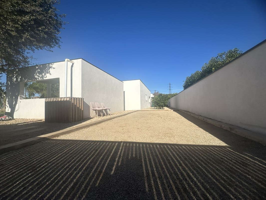 Maison à PUGET-SUR-ARGENS