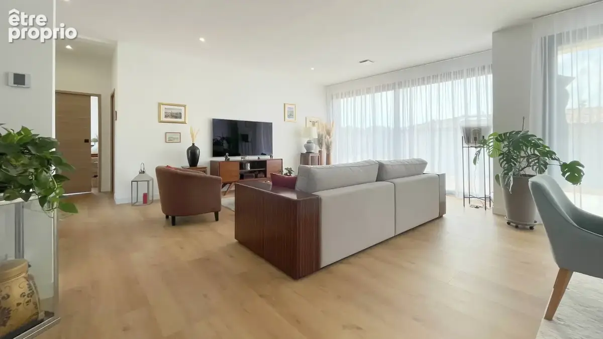 Villa contemporaine récente aux beaux volumes à 7 km d’Uzès - photo 8