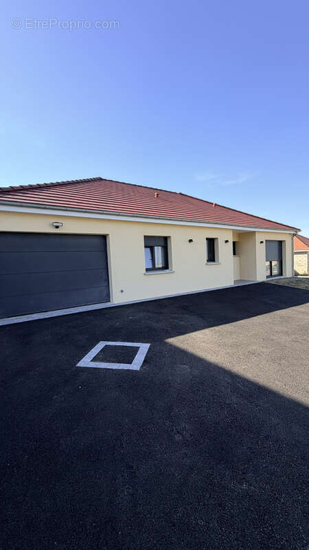 Achat 10 minutes de troyes, grange-leveque maison 116m2, 3 chambres jardin 655m2 - photo 2