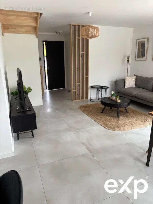 Maison à ALBY-SUR-CHERAN