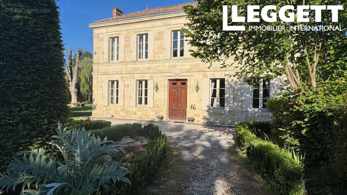 Maison à SAINT-GERMAIN-D'ESTEUIL