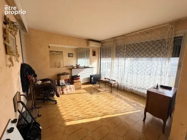 Montpellier en proximité du centre-ville, T4 de 79,36 m2 en dernier étage avec balcon et cave - photo 4