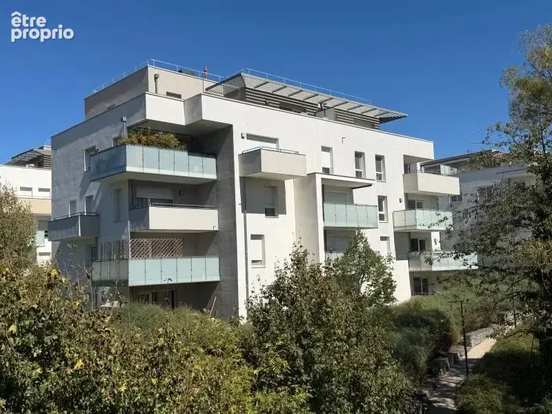Photo Appartement à Saint-Julien-En-Genevois au prix de 346 000€