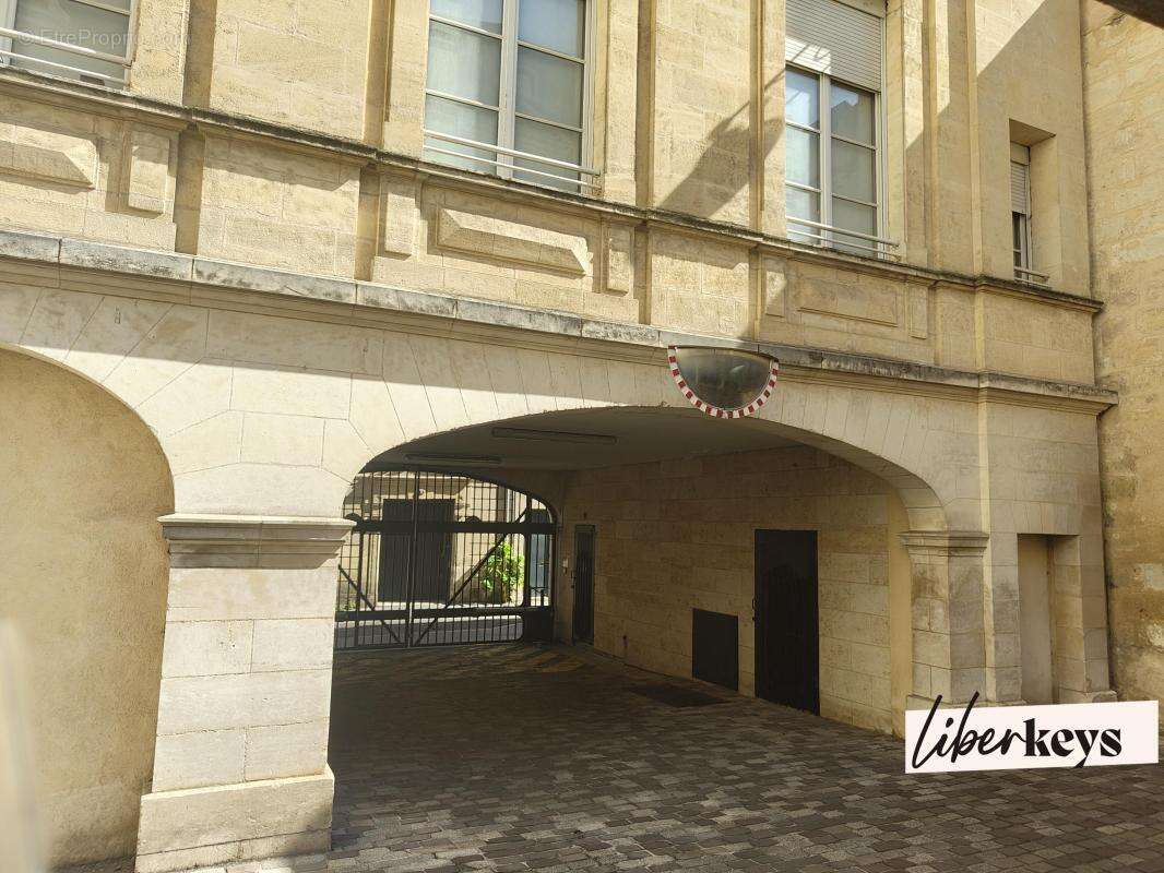 Appartement à BORDEAUX