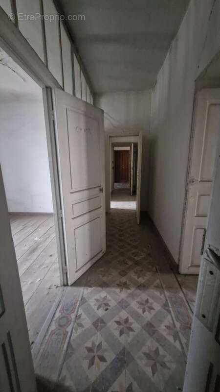 Appartement à CORTE