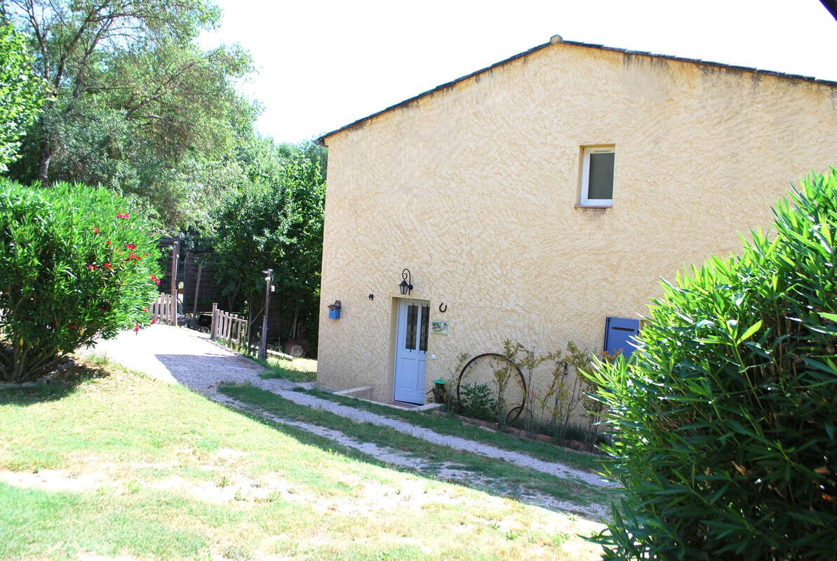 Maison à SALERNES