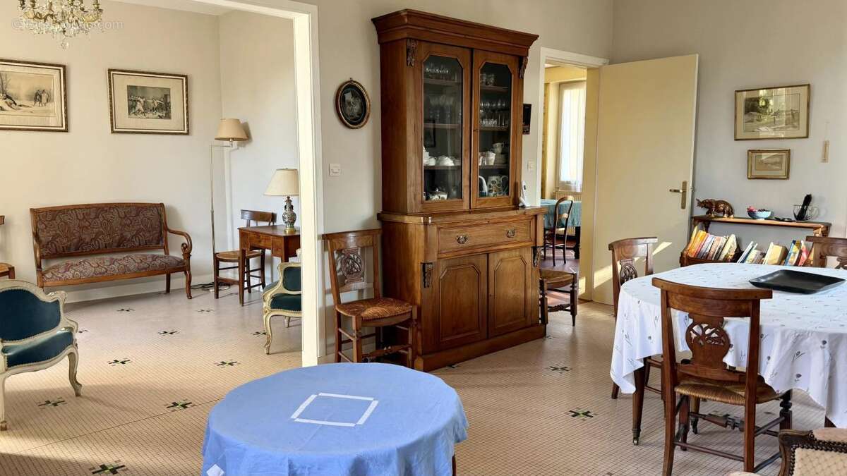 Maison à MAUVES-SUR-LOIRE