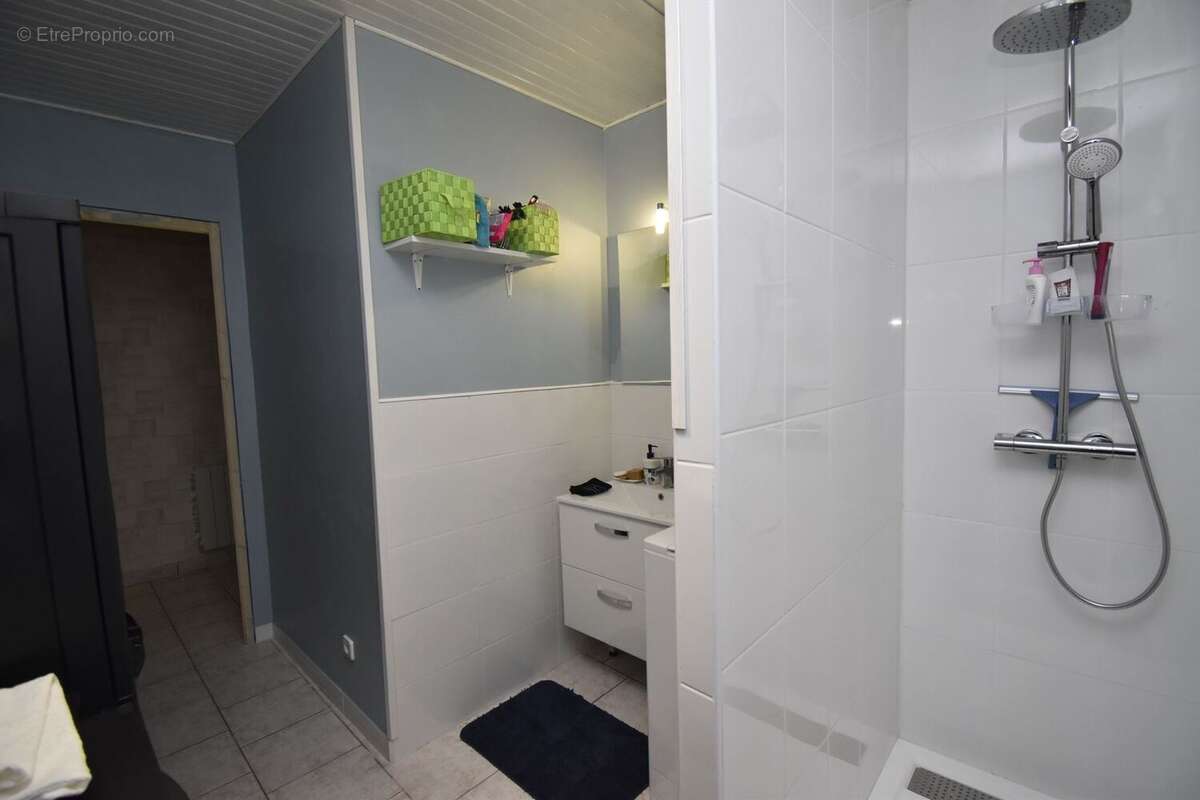 Maison à AVESNES-LES-AUBERT