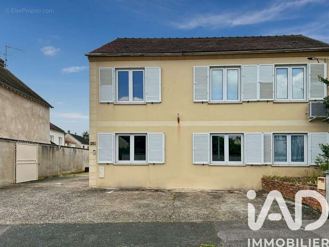 Photo 2 - Maison à MOISSY-CRAMAYEL