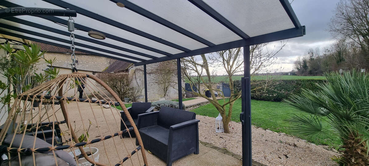 Maison à LONGUEVILLE