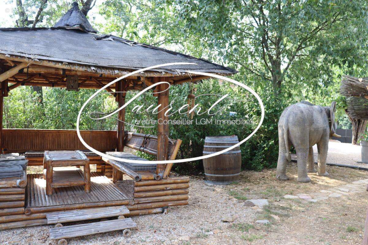 Maison à VEZENOBRES