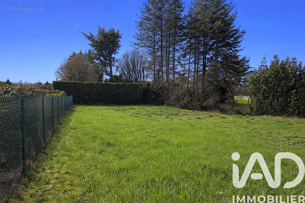 Photo 1 - Terrain à BALBIGNY