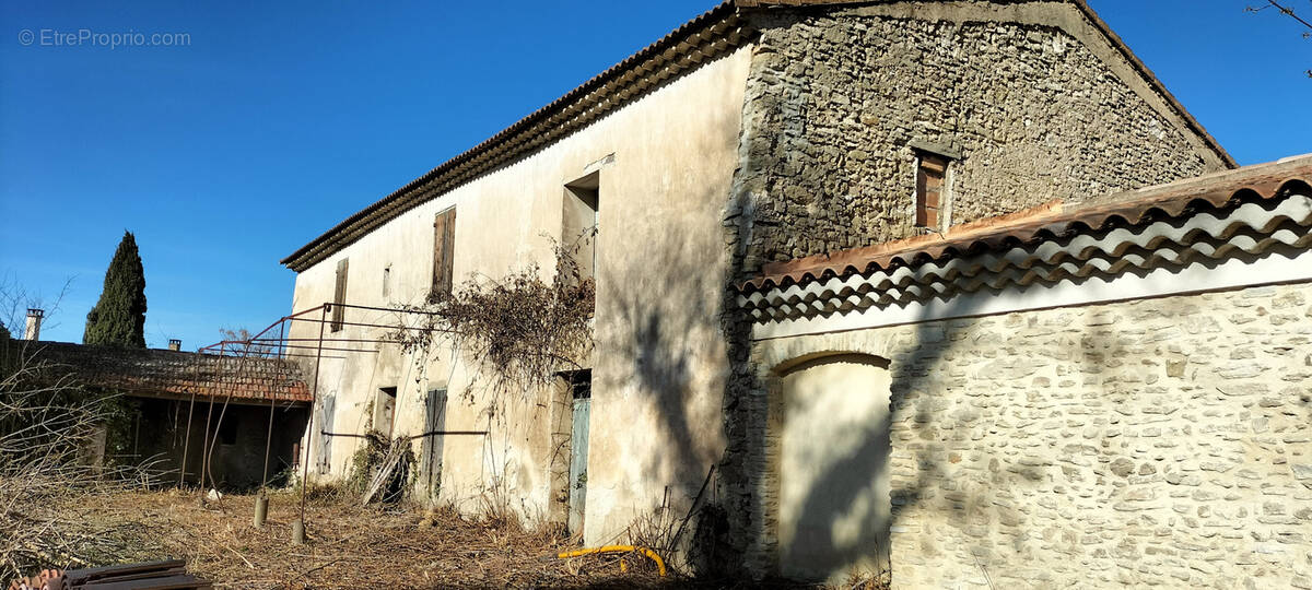 Maison à L'ISLE-SUR-LA-SORGUE