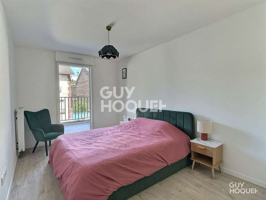 Appartement à AUBERVILLIERS