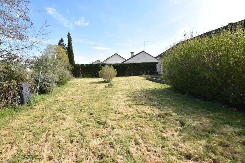 Maison à vendre 4 pièces GARNAT SUR ENGIEVRE (03) - photo 10