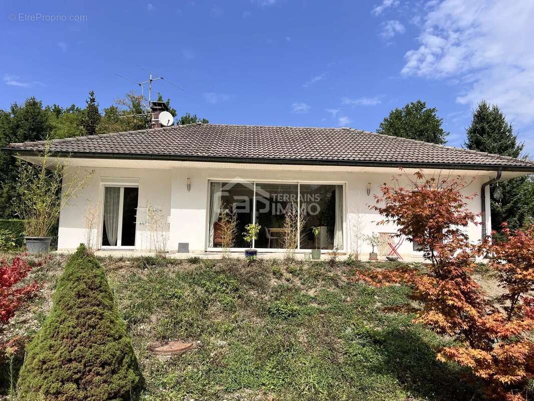 Maison à LYAUD
