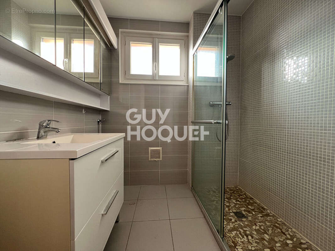 Appartement à LYON-7E