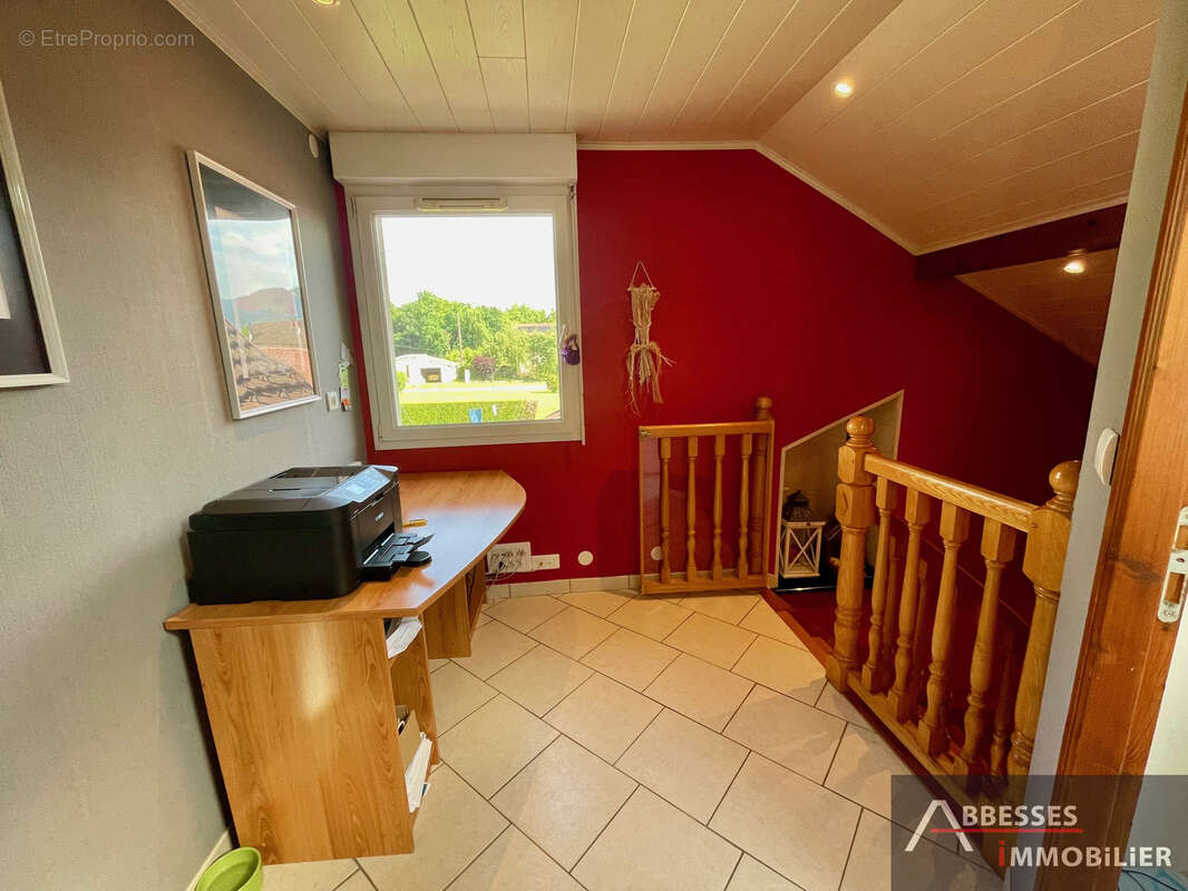 LE SYNDICAT : Pavillon de type F5 habitable de plain pied - photo 12