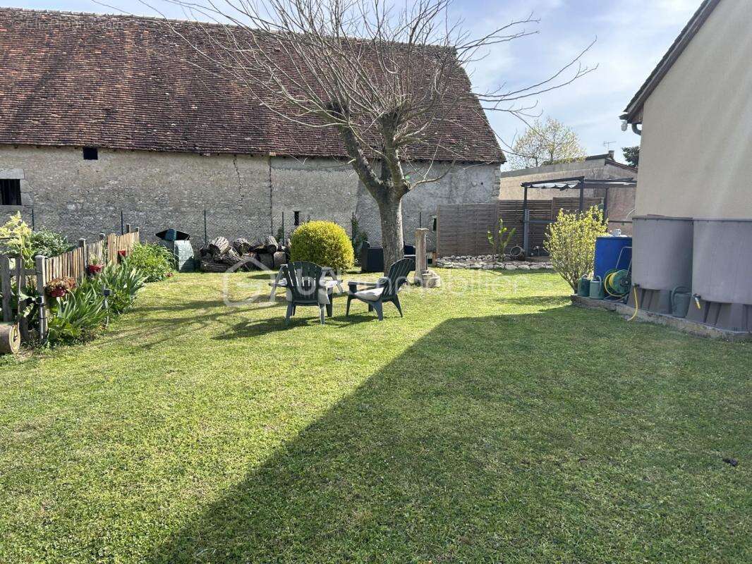 Maison à HUISSEAU-SUR-COSSON