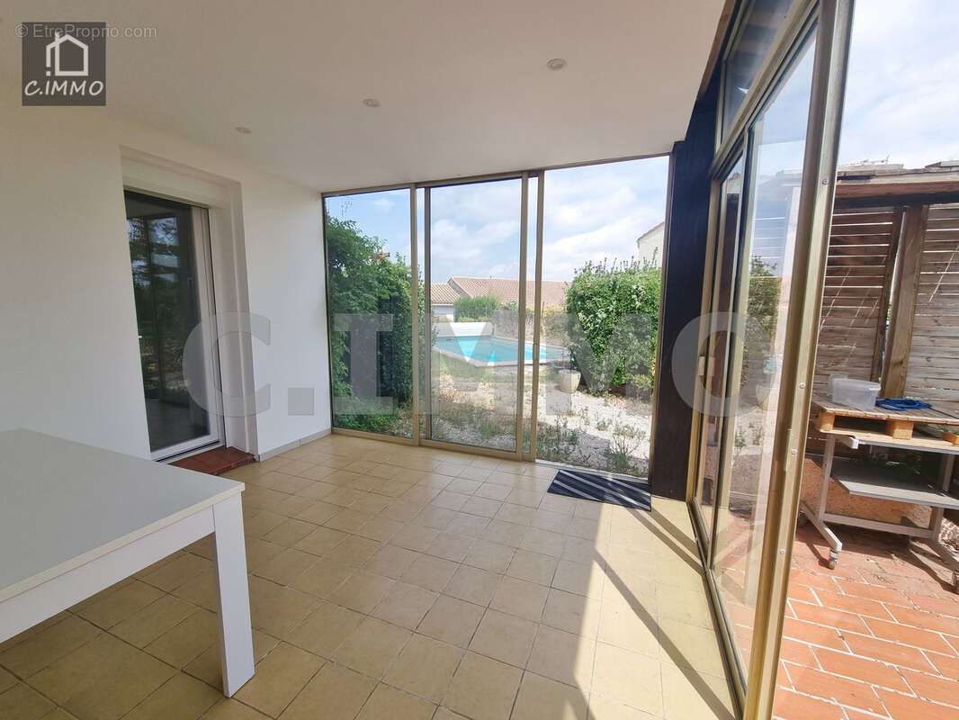 Grande Maison de type 7 avec grand garage en sous-sol + piscine sur 1086 m2 - photo 10