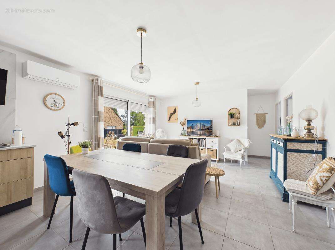 Maison 78 m² à Hergnies  - photo 8