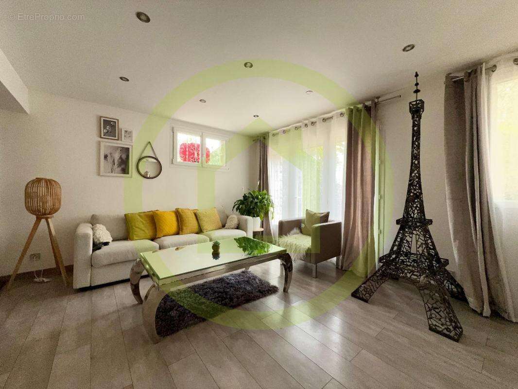 Maison à ENGHIEN-LES-BAINS