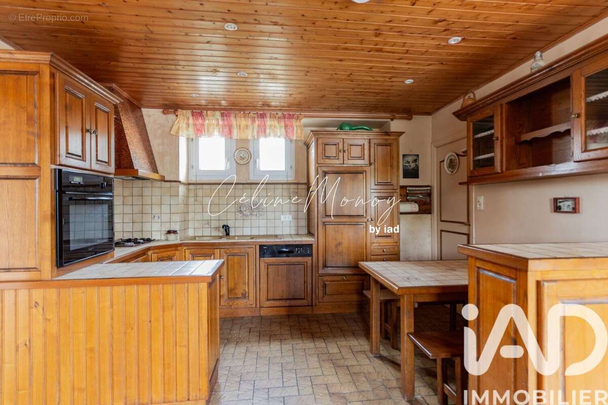 Photo 4 - Maison à LA CHAIZE-LE-VICOMTE