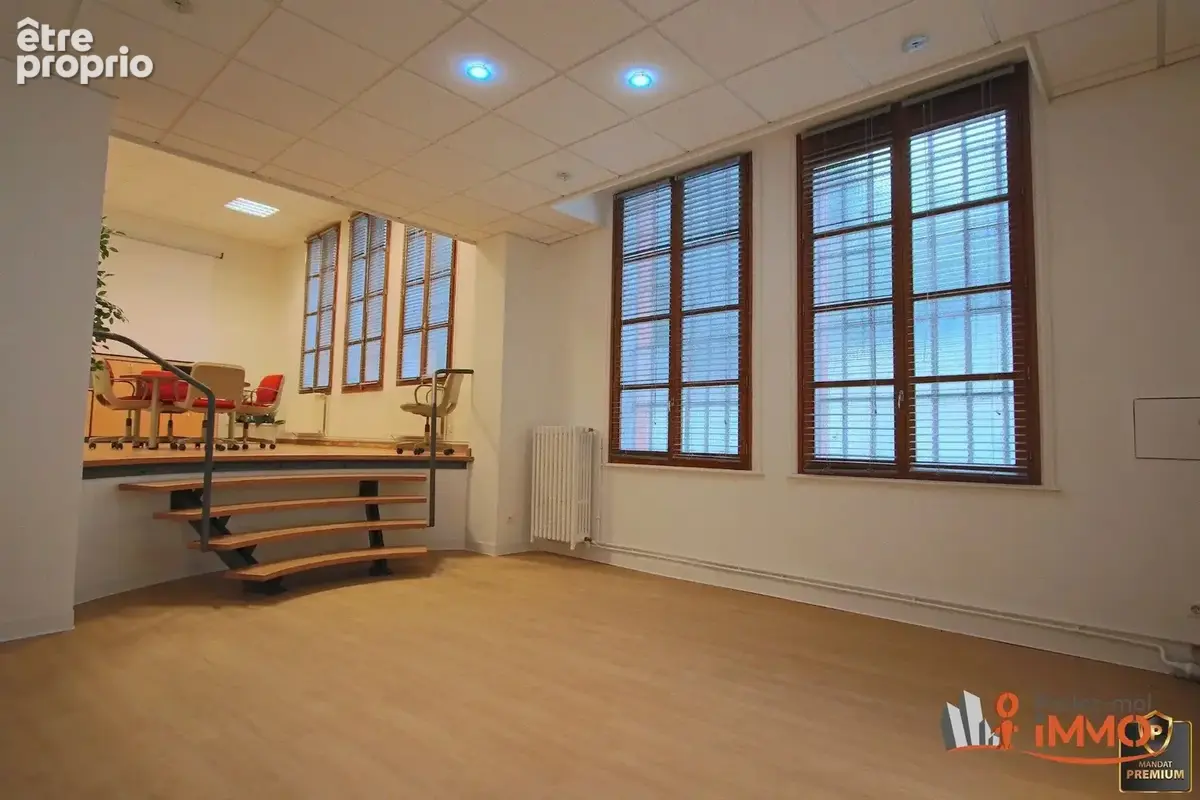 Bâtiment de 578m2 - photo 15