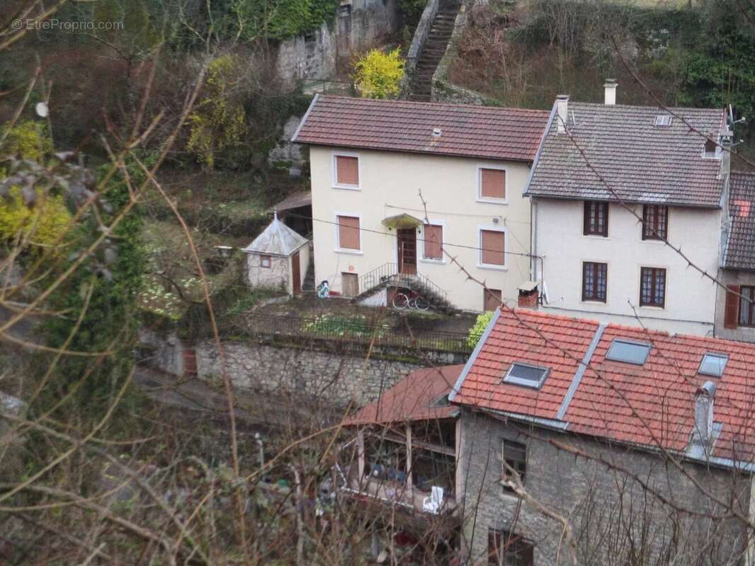 Maison à SAINT-RAMBERT-EN-BUGEY