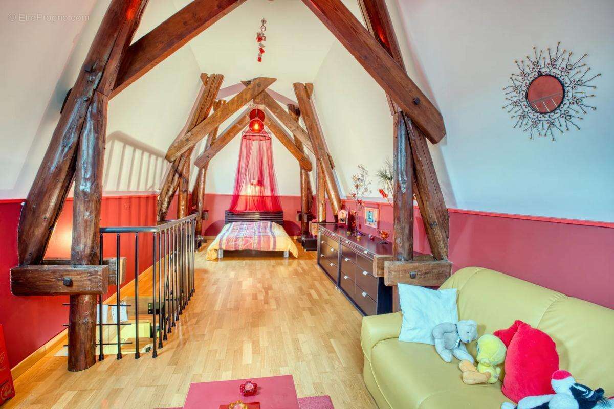 Maison à ROSIERES-AUX-SALINES