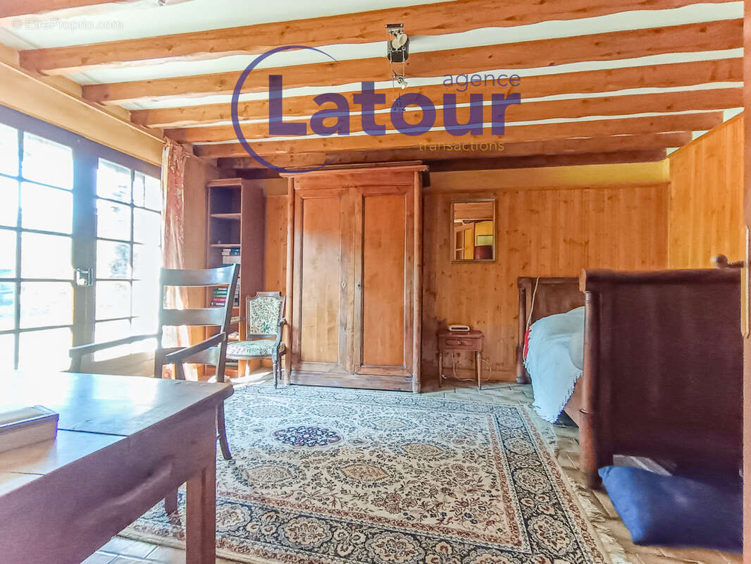 Maison à LIGNEROLLES