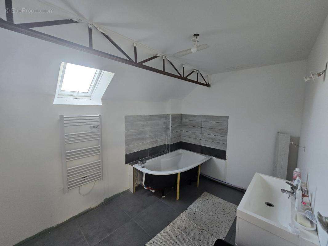 Maison à BARAQUEVILLE