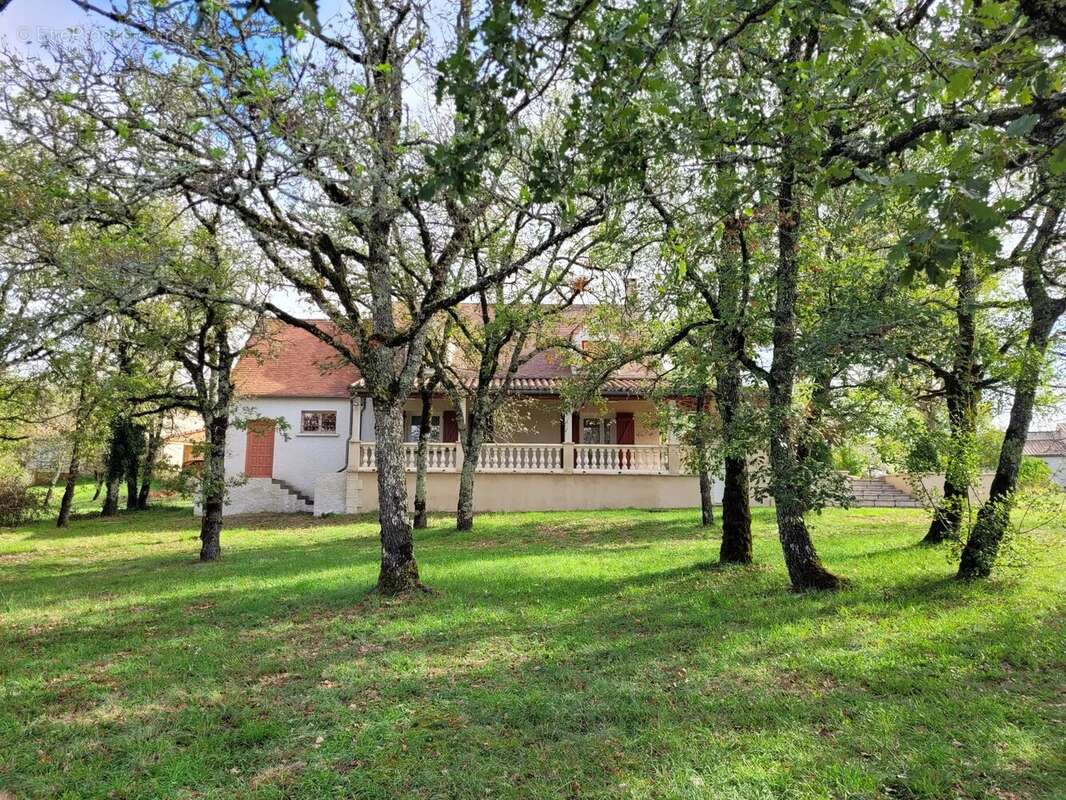 Maison à FLAUJAC-POUJOLS