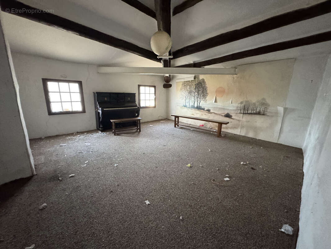 Maison à PERNES-LES-FONTAINES