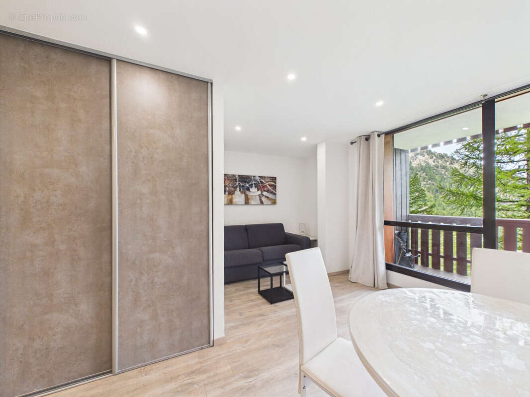 Appartement 28 m² à Ajaccio  - photo 4