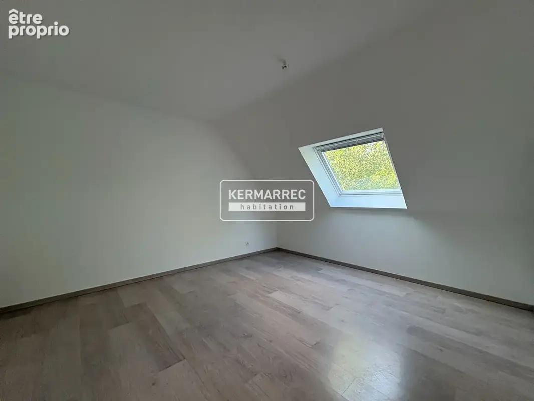 Maison  6 pièce(s) - 4 chambres - photo 11