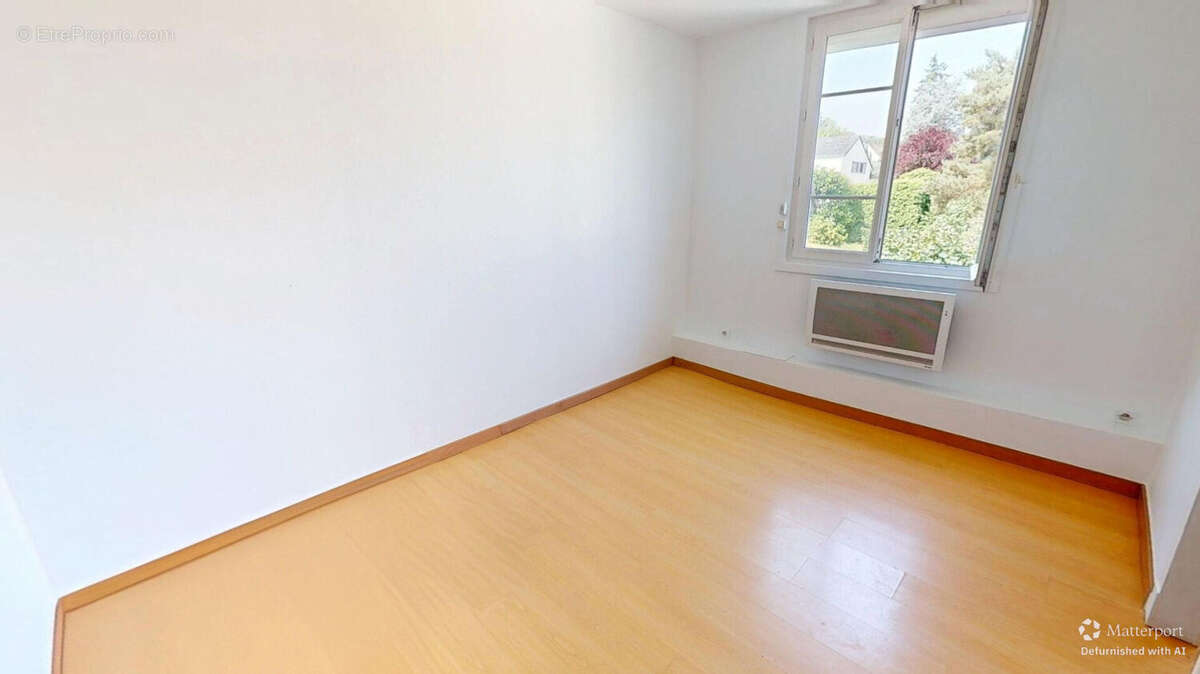 Appartement à BURES-SUR-YVETTE