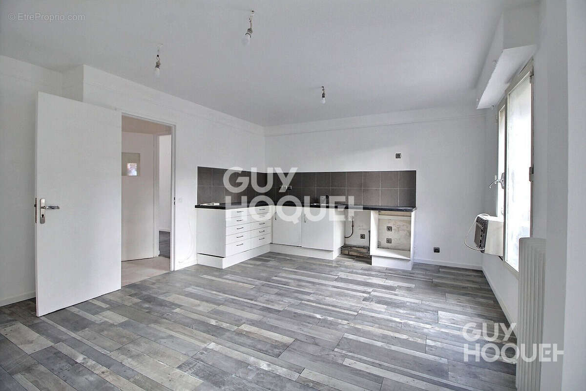 Appartement à CHAVILLE