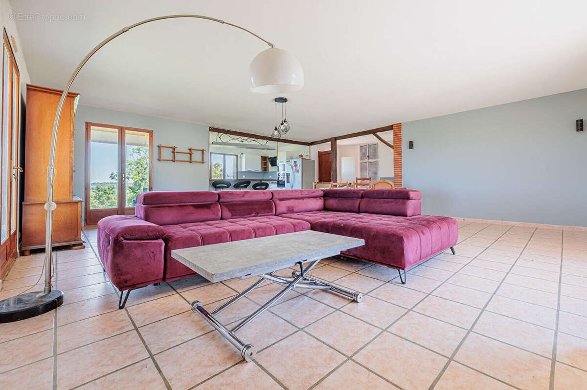 Maison à SAINT-ORENS-DE-GAMEVILLE