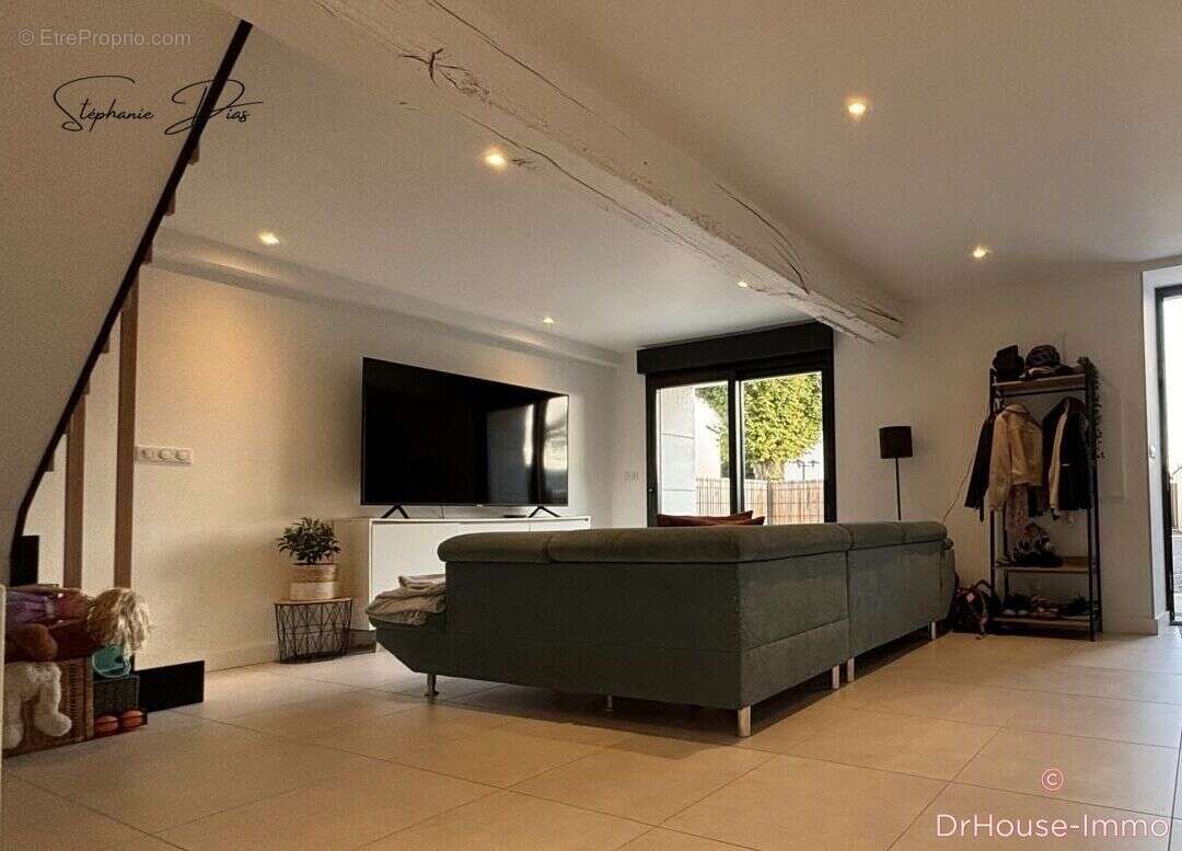 Maison à LA CHAPELLE-SAINT-MESMIN