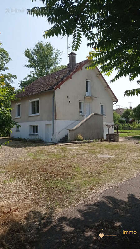 Maison 102 m² à Bar-Sur-Aube  - photo 2