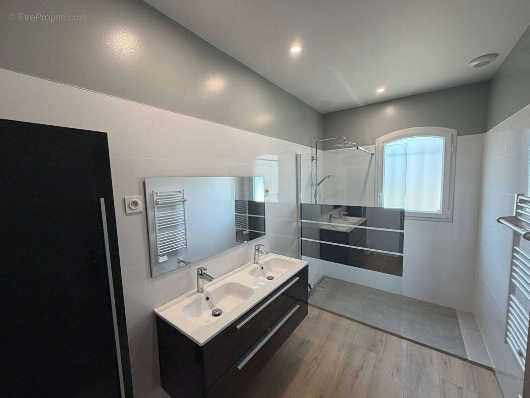 Maison sur sous sol 3 chambres hors lotissement - photo 5